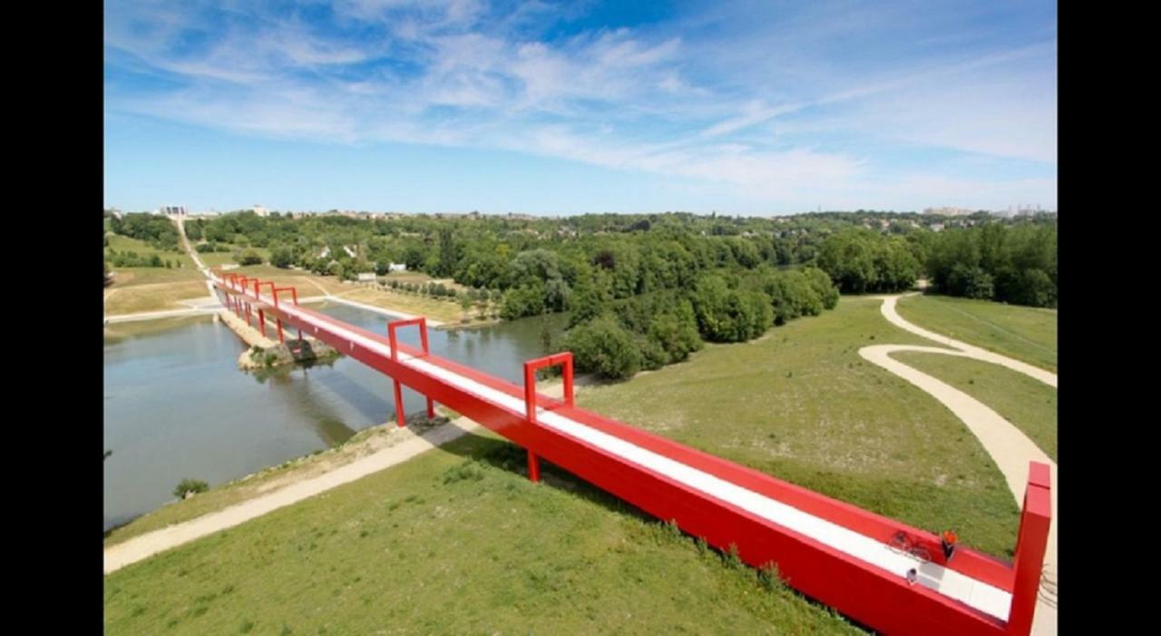 Delalauret Apartment _ Cergy Saint-Christophe מראה חיצוני תמונה
